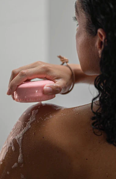 Foreo LUNA 4 BODY Cleansing Device - Image 3