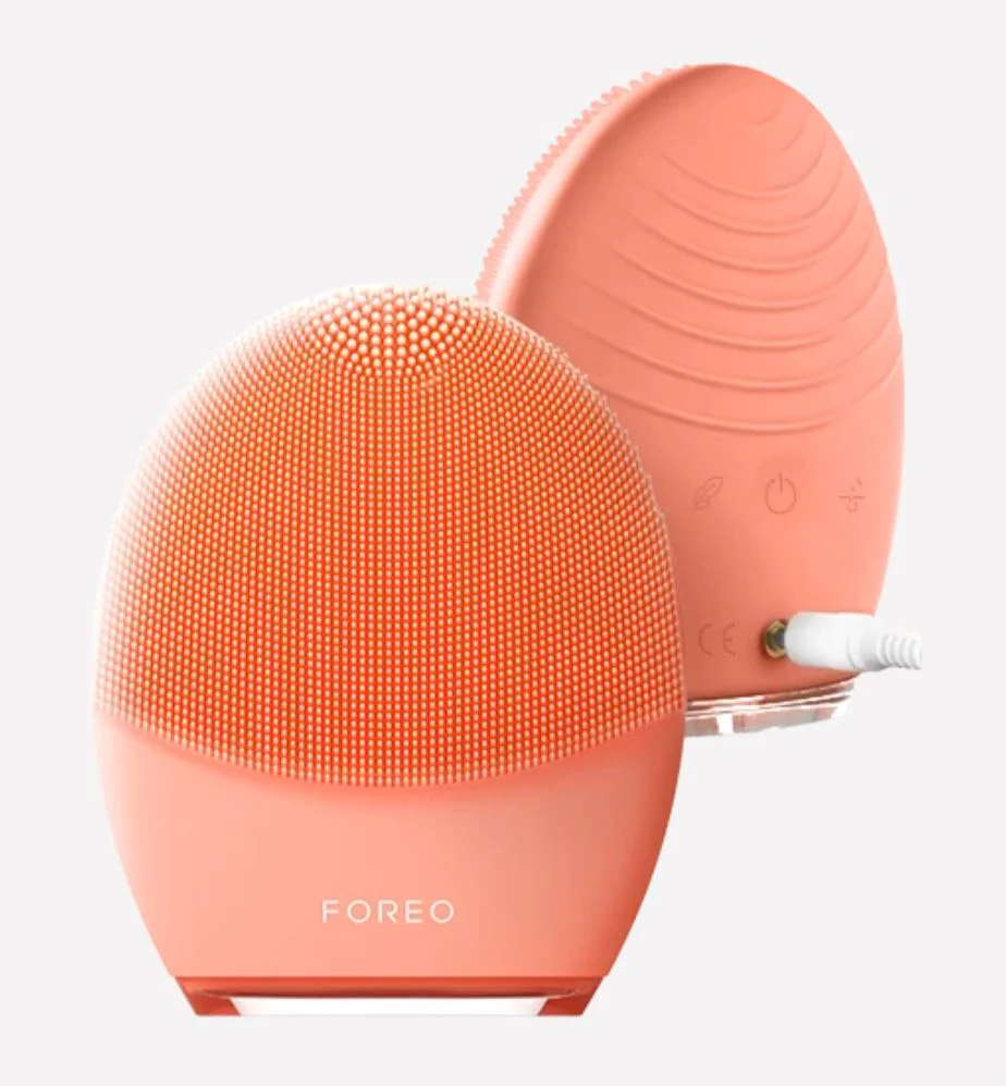 Foreo LUNA 4 Smart Facial Cleansing Device - Image 3